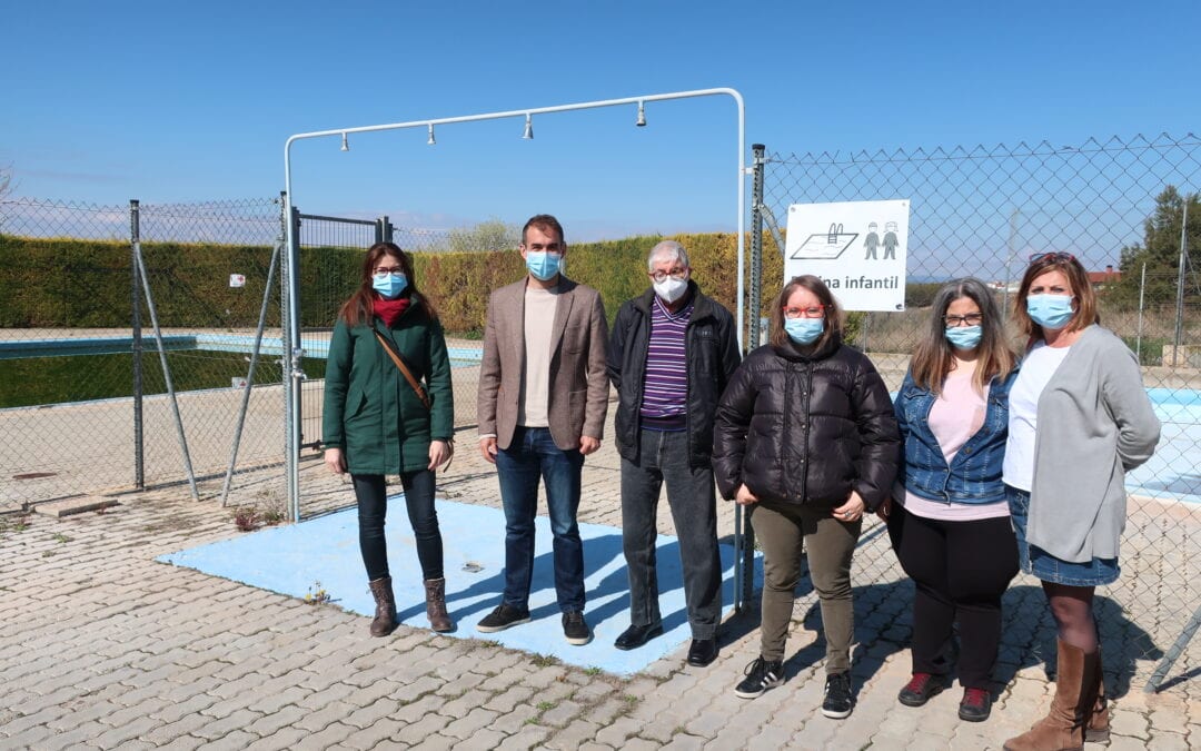 La Piscina de San León cuenta con nueva cartelería accesible realizada por ATADI