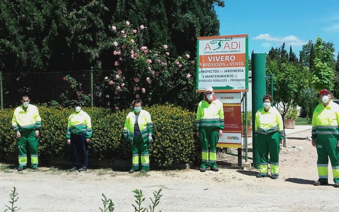ATADI Empleo vuelve a encargarse del mantenimiento de jardines de Alcañiz