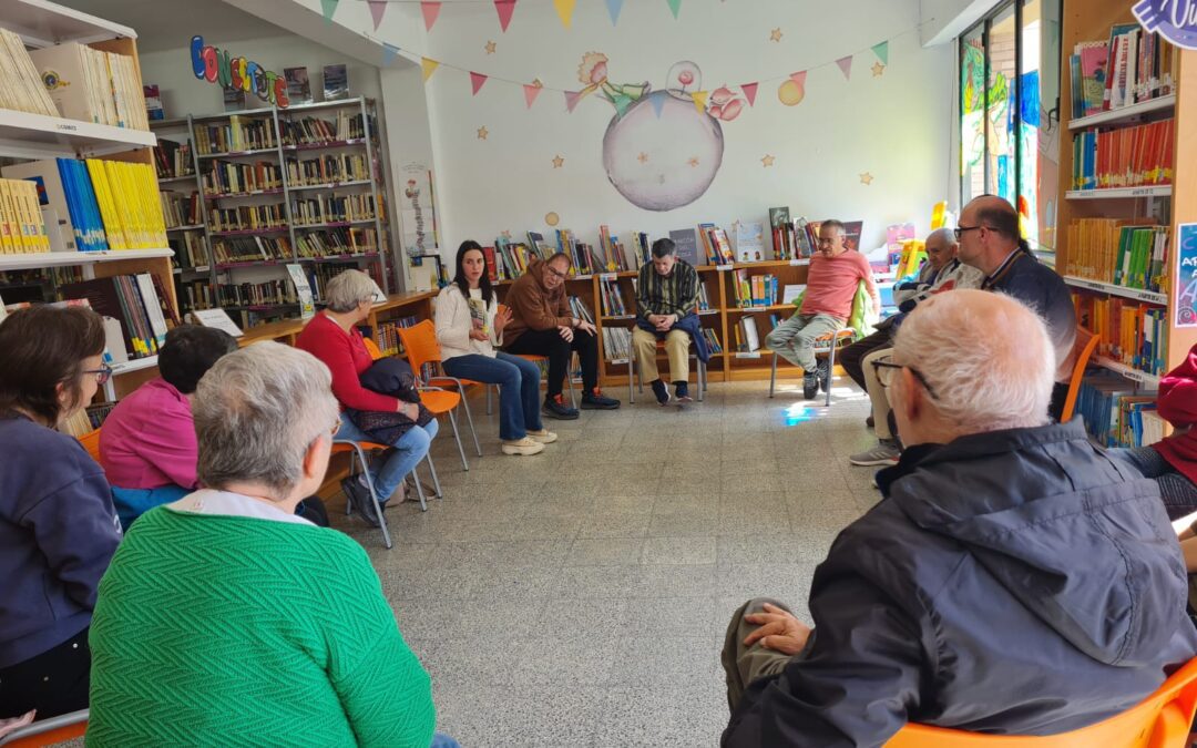 ATADI Mora de Rubielos fomenta la lectura entre sus usuarios con la colaboración de la Biblioteca Municipal