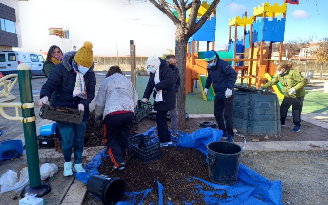 ATADI Mora de Rubielos colabora con el programa de compostaje de la Comarca Gúdar-Javalambre