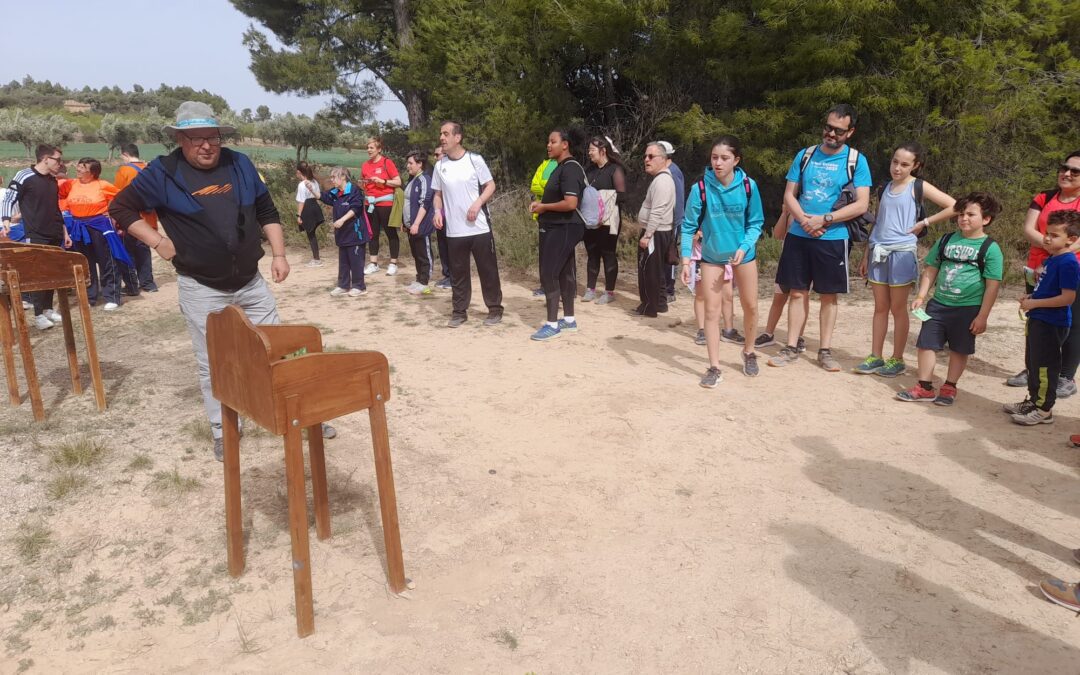 Un centenar de personas disfruta de una jornada en la naturaleza en ATADI Valderrobres