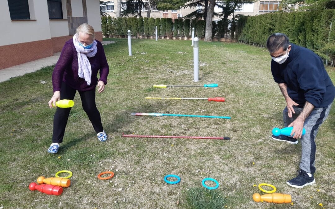 Primeros paseos y visitas de familiares en las residencias de ATADI