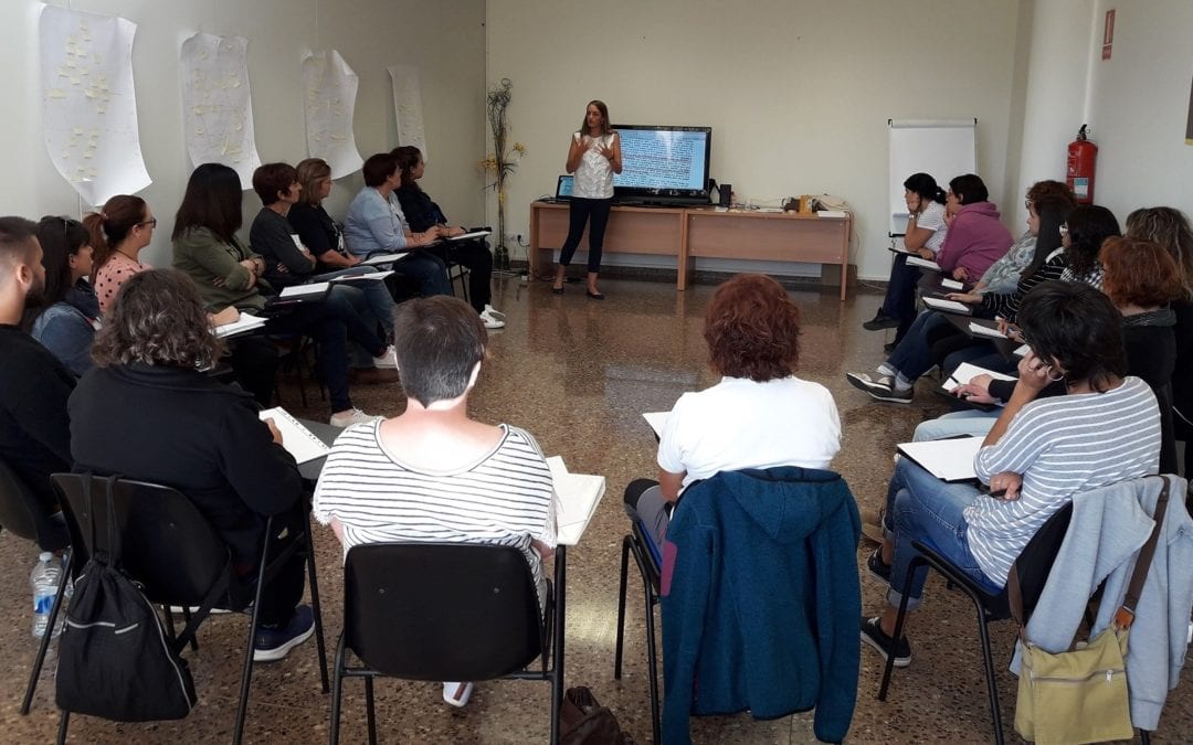 Trabajadores de ATADI se forman para detectar abusos en personas con discapacidad intelectual