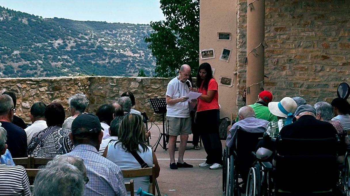 Creatividad y recuerdos en el II Concurso de Relatos Cortos de ATADI Maestrazgo y las residencias de la zona