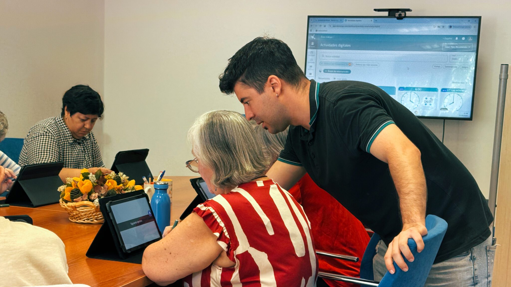 ATADI incorpora la plataforma digital NeuronUP para potenciar sus talleres de estimulación cognitiva