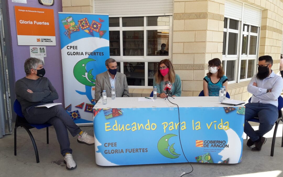 Atadi Empleo contrata a una segunda alumna del CPEE Gloria Fuertes para realizar la limpieza del centro educativo